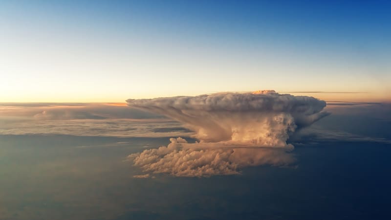 Qué es un cumulonimbus y cómo se forma.