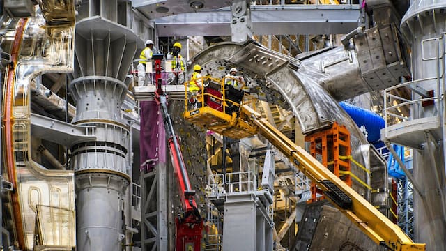 La construcción más ambiciosa de la historia: buscan replicar en la Tierra la misma energía y potencia que tiene el Sol