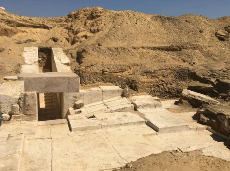 Las excavaciones continúan en la necrópolis real de Dahshur, una zona clave del Antiguo Egipto que alberga algunas de las pirámides más antiguas del país.