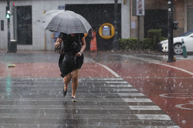 Llega una anomalía marítima que podría desarrollar lluvias torrenciales y tormentas durante tres meses: a qué zonas afecta. Fuente: EFE.