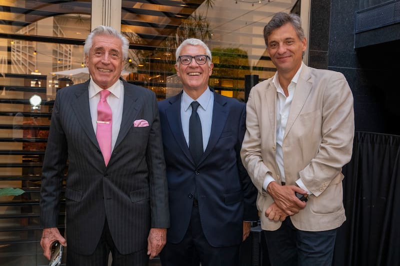 De izq a derecha. Daniel Vítolo, titular de la IGJ, Aldo Alvarez, presidente de ADEAA y Guillermo Plate Superintendente de Seguros de la Nación