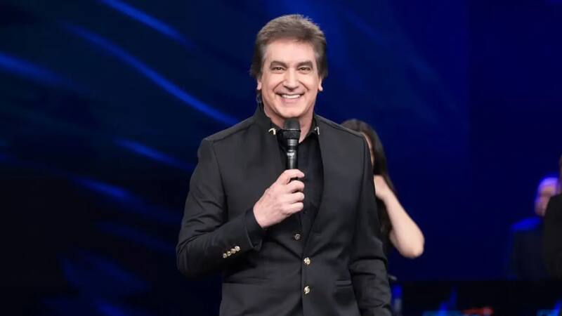 El nombre del pastor Dante Gebel comienza a tomar fuerza como contendiente político.