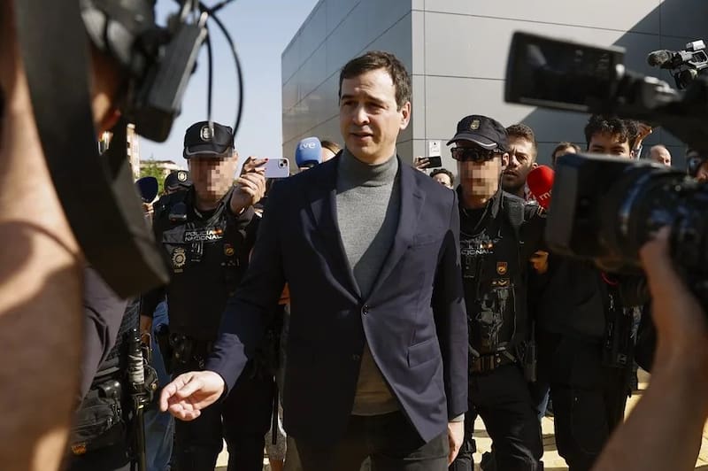 El PSOE intenta contener la crisis del caso Leire: “Es feo, preocupante y desmotivante”. Fuente: EFE