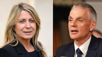 Escándalo en la BBC: sus dos máximos directivos renunciaron por una denuncia de Trump