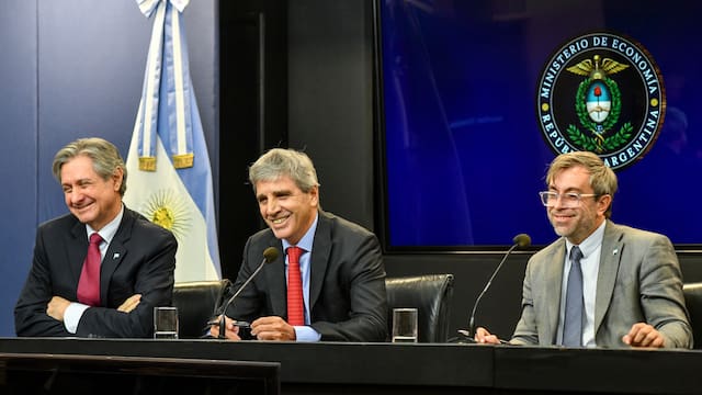 Argentina quiere ser investment grade: ¿puede cumplir el desafío en ocho años como dijo Caputo?