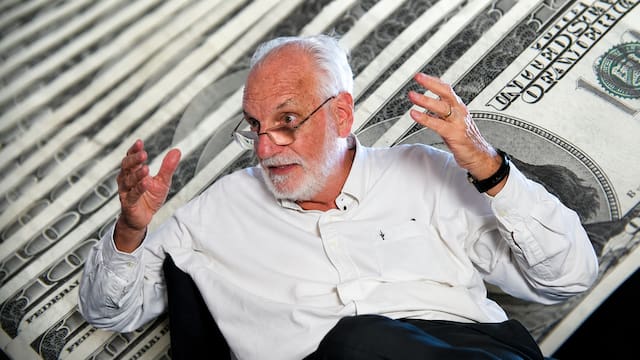 De Pablo puso un límite al reclamo por una devaluación drástica: por qué no resolvería los problemas de la industria