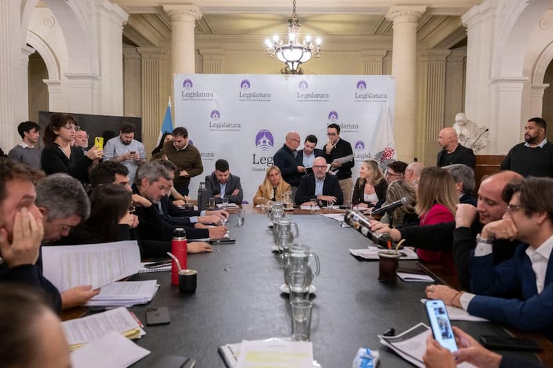 Debate por la aprobación del Presupuesto 2026 y adhesión al RIGI y RIMI (Fuente: Legislatura CABA)