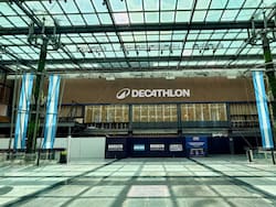 Decathlon abre su primer local en la ciudad de Buenos Aires y no es en un shopping de Palermo