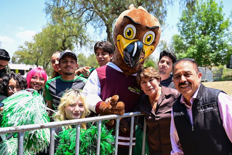 Las y los estudiantes mexiquenses requieren todo el apoyo que se les pueda brindar para continuar con sus estudios.