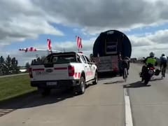 Iba en bicicleta por la ruta y denuncia que la policía lo chocó: “Me tiró y me abandonó”