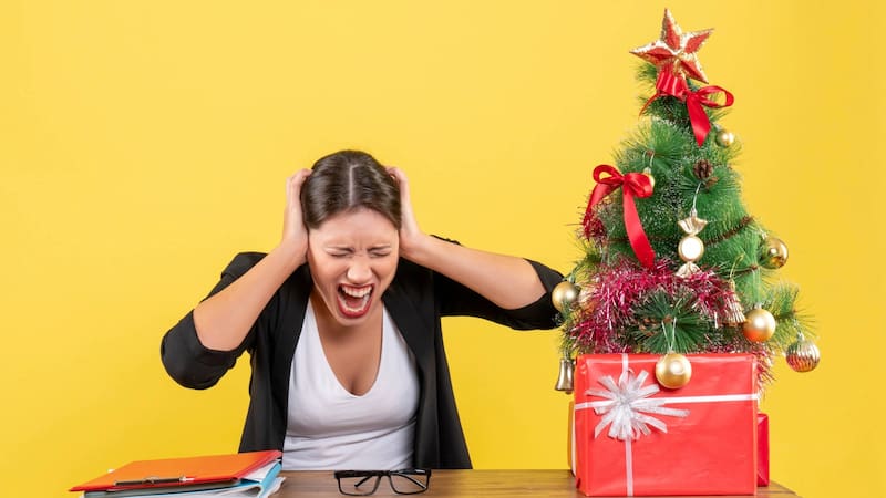 En fin de año puede aparecer el agotamiento emocional. Foto: Freepik.