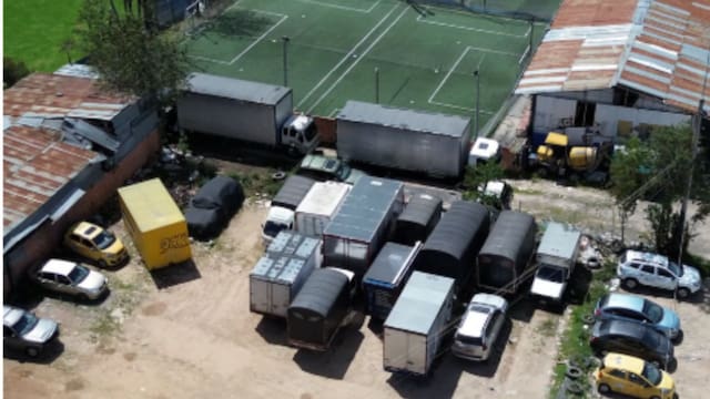 Descubren un negocio millonario ligado al narcotráfico en Bogotá: incluía locales y una cancha de fútbol