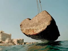 Arqueólogos descubren el mayor tesoro de la humanidad: recuperan desde el fondo del mar una de las siete maravillas del mundo