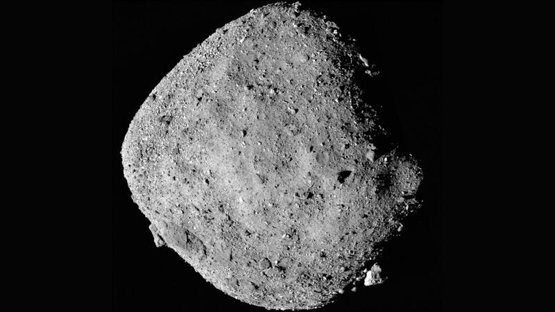 El asteroide Bennu tiene 4.600 millones de años y explica cómo surgieron los elementos esenciales de la vida. Foto: EFE/NASA