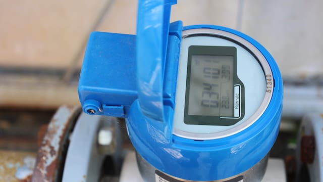 Ya es oficial | El Gobierno y técnicos visitarán casa por casa y renovarán medidores de agua en toda la Ciudad: los usuarios pagarán el equipo y la instalación