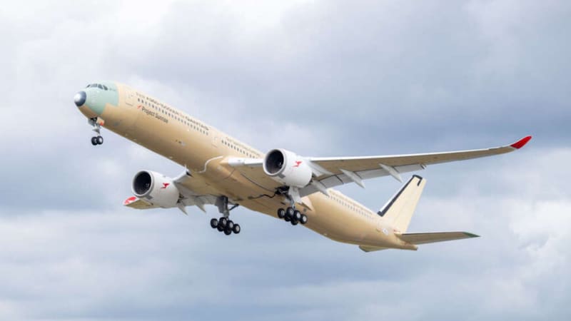 Despega el avión más potente de la historia | Puede viajar 22 horas sin hacer escalas y desafía a la ingeniería moderna
Fuente: Aviación Argentina