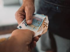 Ley de Sucesiones | Hacienda confirma que nombrar a los hijos titulares de las cuentas bancarias no es una donación