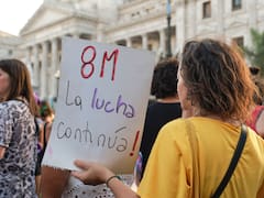 Día de la mujer: actividad, empleo y pobreza y cómo impactan las nuevas medidas como la reforma laboral y el fin de las moratorias
