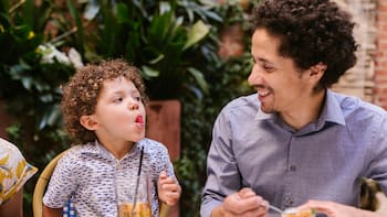 Restaurantes apuestan por promociones inteligentes para salvar márgenes en el Día del Niño