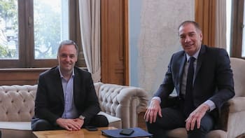 Sigue la ronda de gobernadores con Adorni y Santilli y preparan una gira para visitar a los aliados