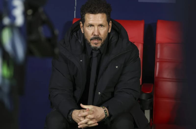 Diego Simeone y Carla Pereyra han desarrollado un negocio inmobiliario con más de 180 pisos en Madrid, según una investigación televisiva.