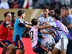 Diez fechas a Paredes, multa a la AFA y restricción de público: la reacción del fútbol argentino tras el fallo de la FIFA