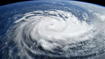 Se viene un diluvio histórico con más de 72 horas de tormentas severas, lluvias fuertes y ráfagas de 137 km/h
