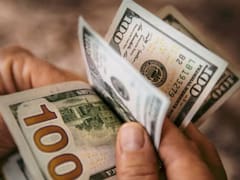 Llega otro alivio fiscal | El Gobierno perdona impuestos cuando se carga combustible y será más barato llenar el tanque