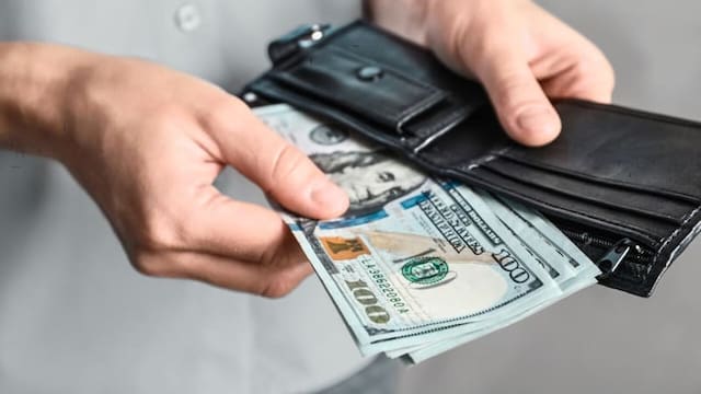 Dólar blue hoy: a cuánto cotiza el lunes 12 de enero con el MEP y el CCL