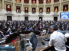 Tras una sesión caliente, Diputados aprobó la reforma laboral y pasa a recta final en el Senado