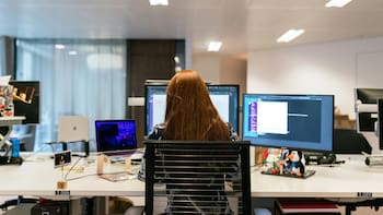 Tu empresa está perdiendo dinero por algo que no ves: la discapacidad invisible de tus colaboradores