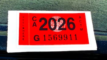 El DMV de California lo confirmó | Los conductores tendrán 10 días para firmar este papel clave