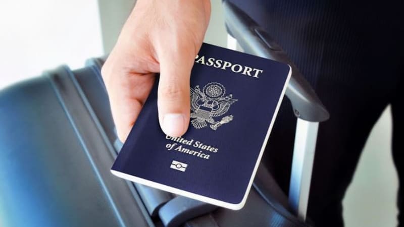 Anuncio oficial | Estados Unidos retendrá el pasaporte de todos los ciudadanos y extranjeros que tengan estos ejemplares