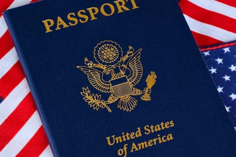 Ingresar o salir del país con pasaportes estadounidenses vencidos es ilegal. Fuente: archivo.