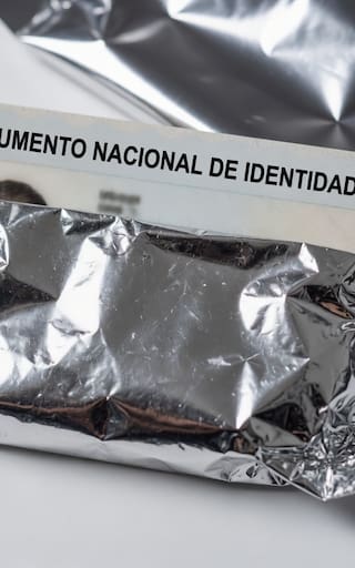Envolver el documento de identidad en papel aluminio: por qué lo recomiendan y para qué sirve
