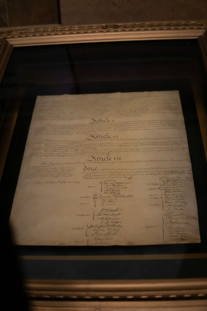 El papel escondía una de las primeras copias de la Declaración de Independencia.