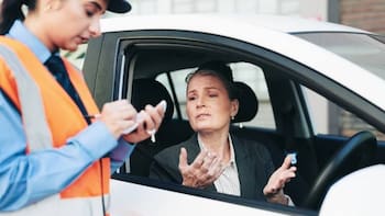 Confirmado | A partir de abril, el Gobierno obligará a pagar multas de 10.000 dólares a todas las personas que tengan estas licencias de conducir