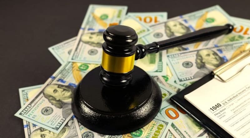 El Servicio de Impuestos Internos (IRS) es la entidad responsable de supervisar los movimientos financieros de los contribuyentes en Estados Unidos. Imagen: Shutterstock.