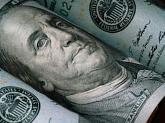 Fuerte golpe al dólar: apunta a la peor baja anual en ocho años