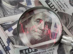 “Desfasaje”: la contracara de sostener el dólar “clavado”, según la economista más escuchada de la City