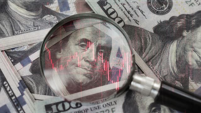 “Desfasaje”: la contracara de sostener el dólar “clavado”, según la economista más escuchada de la City