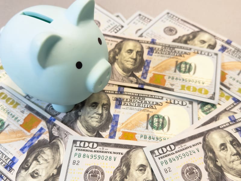 ¿Qué cambia para quienes tienen depósitos en dólares en Uruguay?