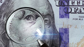 Dólar: ¿seguirá bajando o subirá? Más de 40 consultoras proyectaron a cuánto llegará a finales de 2026