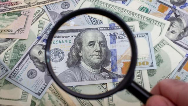 Dólar hoy: a cuánto cotiza el oficial en los bancos de la City este viernes 2 de octubre