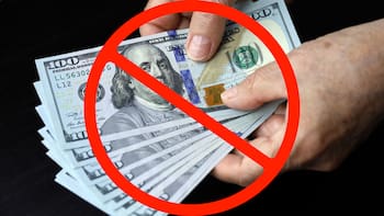 Fin del dólar: esta potencia quiere abandonarlo por completo y ya vende su nueva moneda a estos 4 países