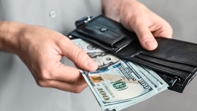 Oficial | El Gobierno aumentó el salario mínimo para todos estos trabajadores: cuánto voy a cobrar en 2026