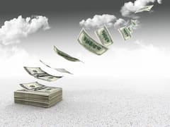 Desde el estallido de la guerra, los flujos se alejan de los mercados emergentes: cómo impacta en Argentina