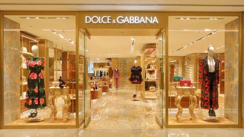 Dolce & Gabbana es una de las marcas internacionales que llegó al shopping en los últimos meses