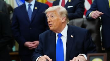 “Proyecto Libertad”: Trump anunció que desde este lunes Estados Unidos escoltará barcos varados en el Estrecho de Ormuz