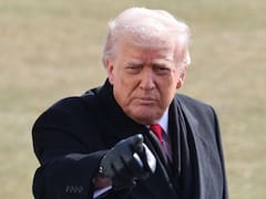 Trump firma decreto para imponer aranceles a países que manden petróleo a Cuba